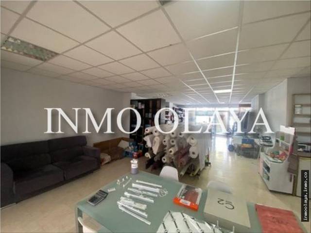 Local comercial en Venta en Porqueres