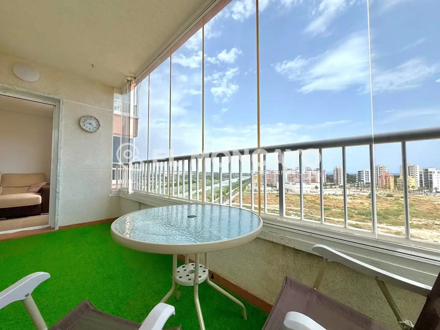 Apartament amb piscina en venda a Puerto Deportivo