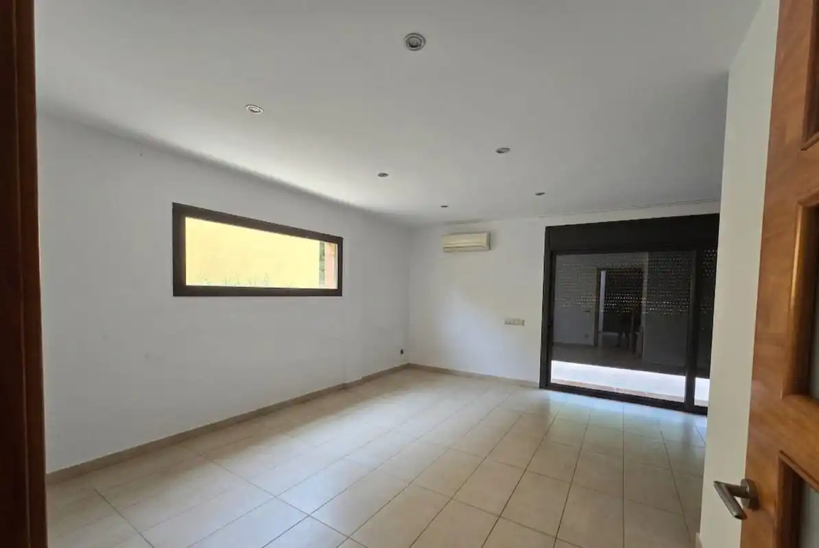 Haus oder Chalet zur Miete in Llinars del Vallès mit Klimaanlage und Balkon