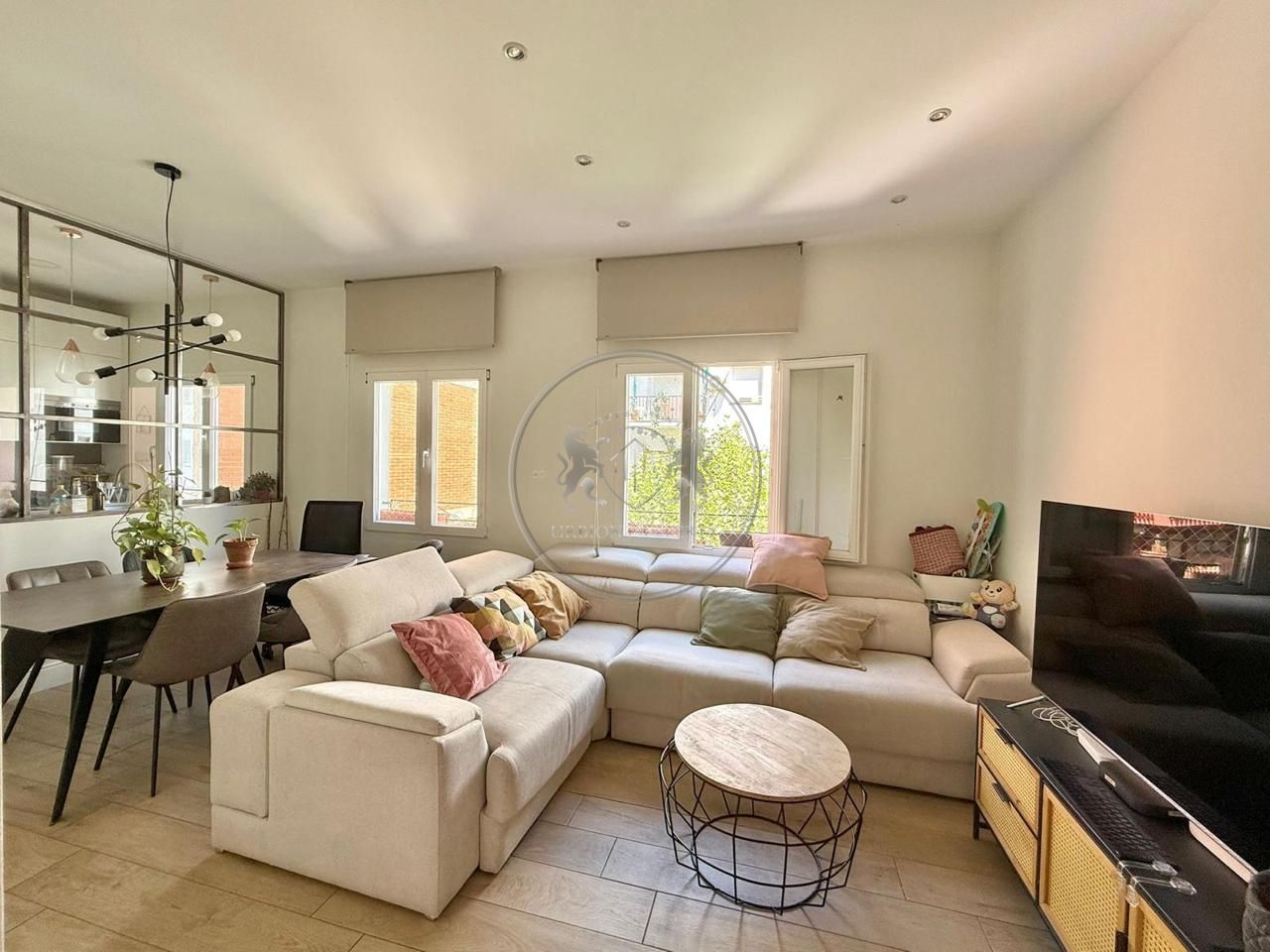 Sala de estar de Piso en venta en  Madrid Capital con Aire acondicionado y Calefacción