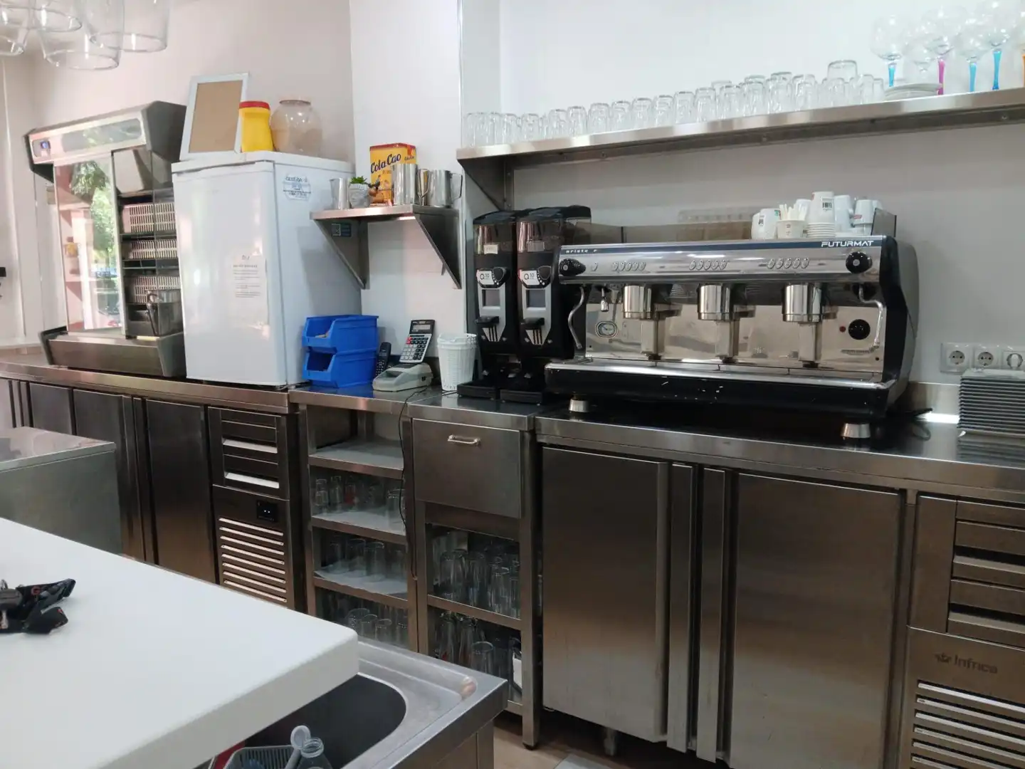 Commercial properties for rent in Calle Poeta Manuel Benítez Carrasco, La Oliva