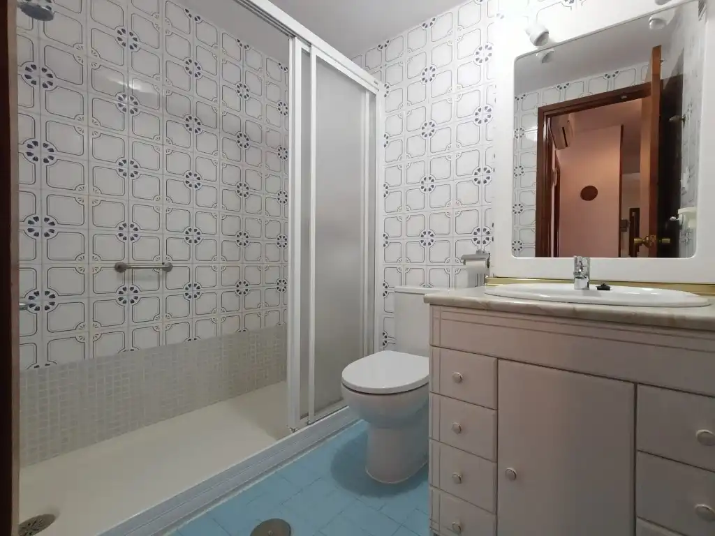 Badezimmer von Wohnung zum Verkauf in Toledo