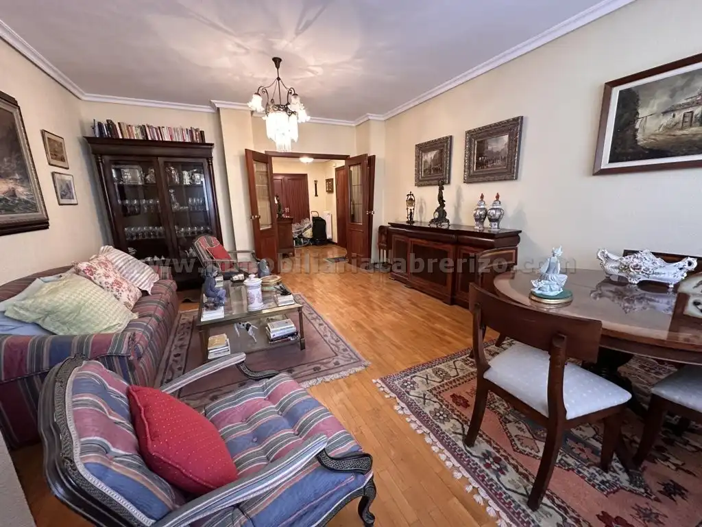 Flat with lift for sale in Calle Villamediana, imagen 5