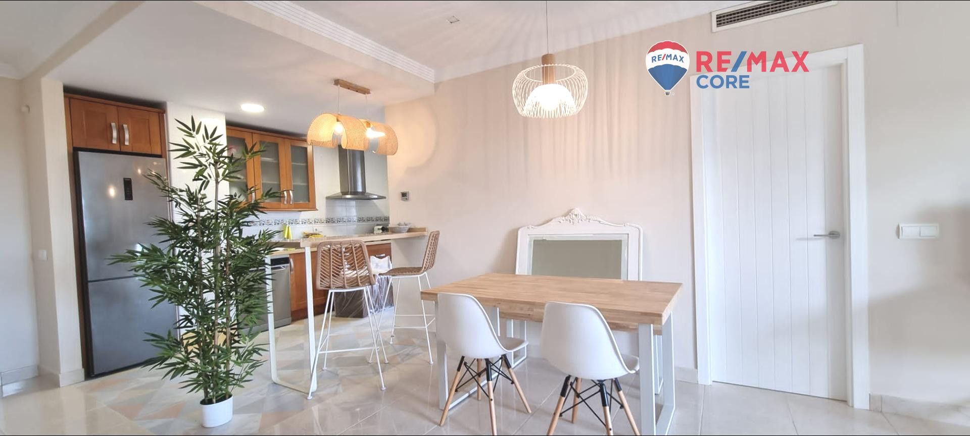 Kitchen of Flat for sale in El Puerto de Santa María  with Air Conditioner, Terrace and Furnished