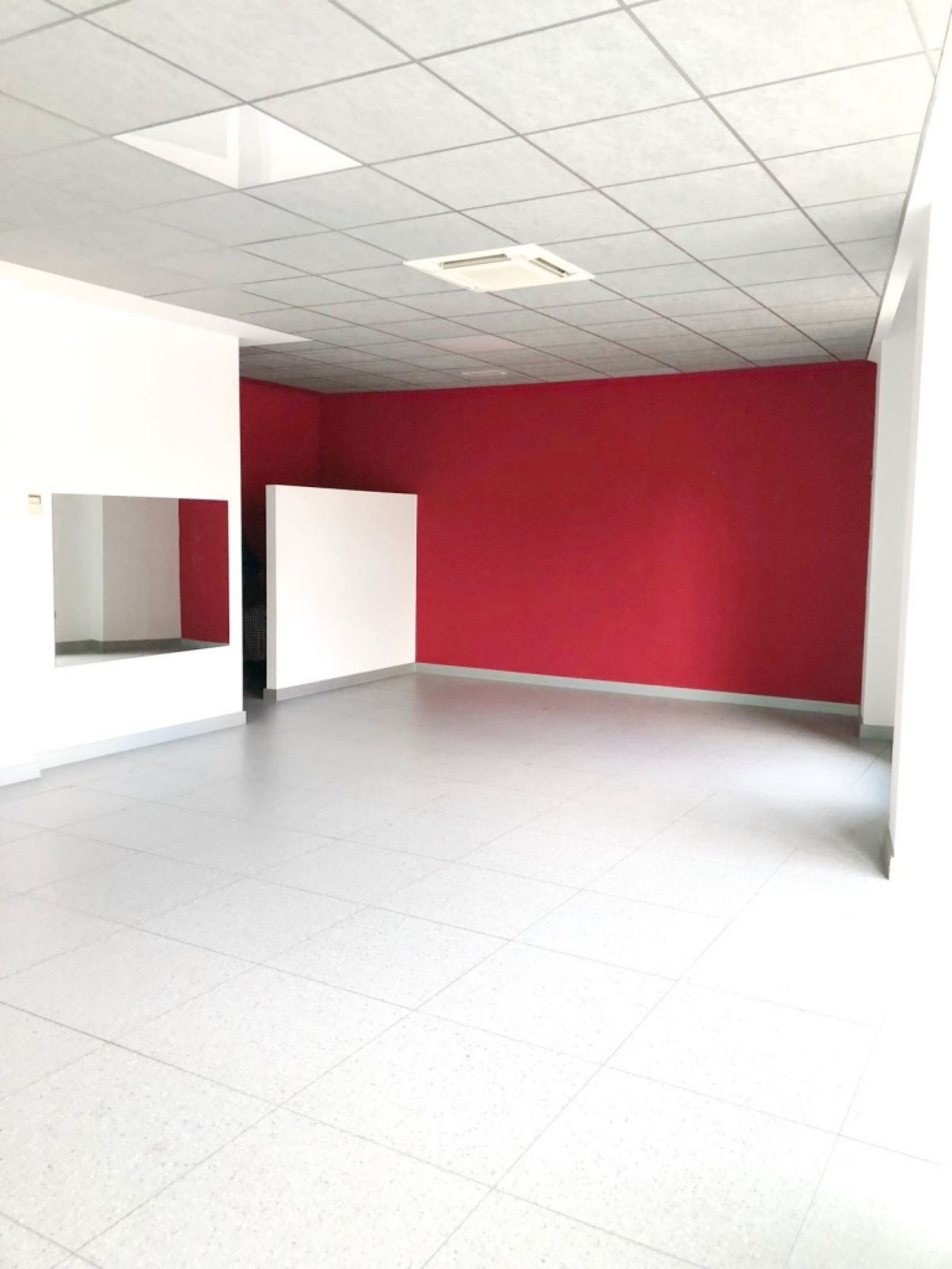 Oficina de lloguer en Gijón  amb Calefacció