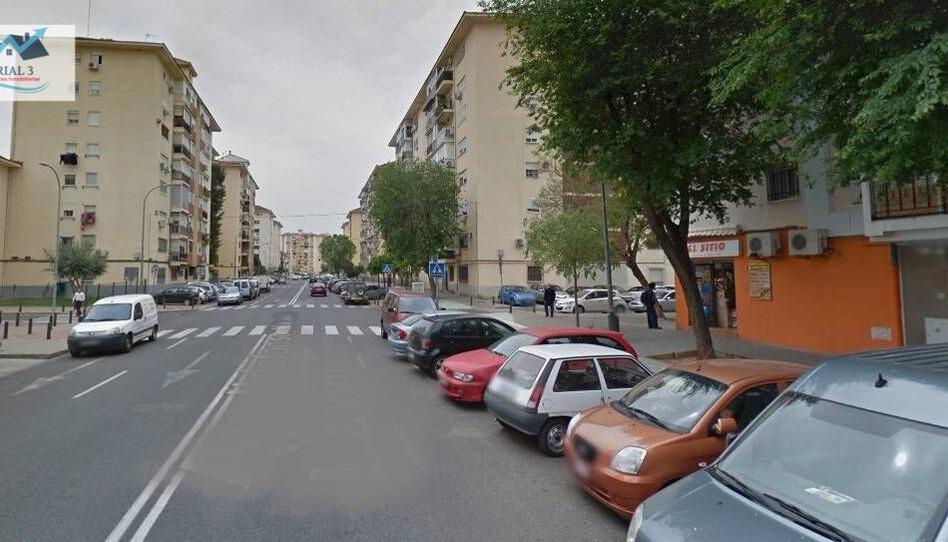 Photo 1 of Flat for sale in Calle Ildefonso Marañon Lavin, Parque Alcosa, Sevilla