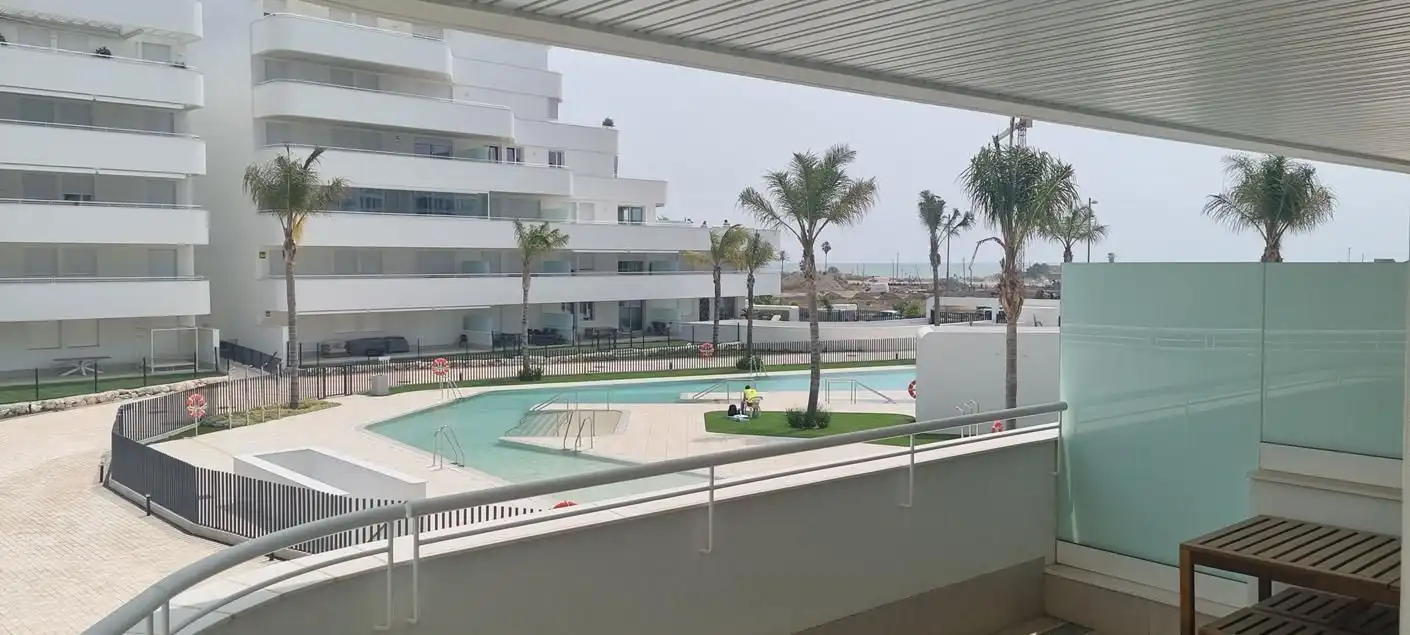 Piscina de Apartament de lloguer en Vélez-Málaga amb Aire condicionat, Calefacció i Terrassa