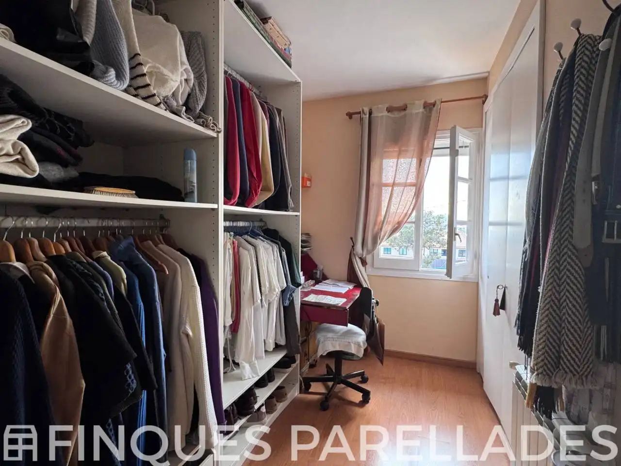 Dormitori de Casa adosada en venda en Sitges amb Aire condicionat, Calefacció i Jardí privat
