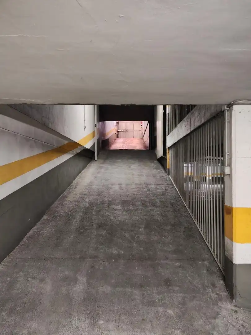 Garaje en venta en Carral