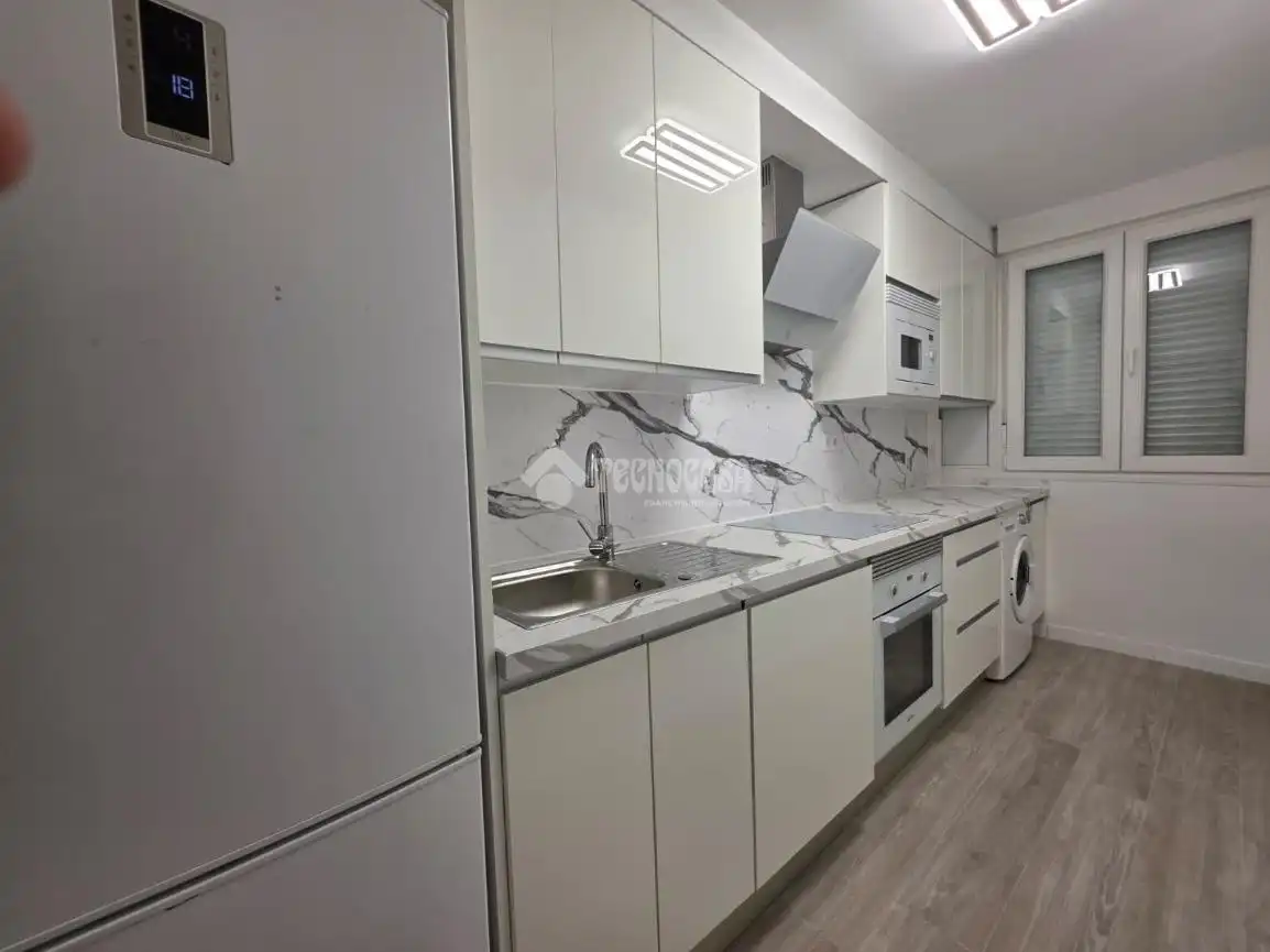 Cocina de Piso en venta en Fuenlabrada con Aire acondicionado y Calefacción