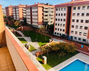 Piscina de Dúplex en venda en Sant Feliu de Llobregat amb Aire condicionat, Calefacció i Parquet