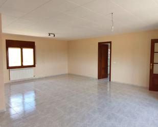 Living room of Flat to rent in Olèrdola  with Heating