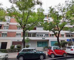 Exterior view of Premises for sale in  Madrid Capital