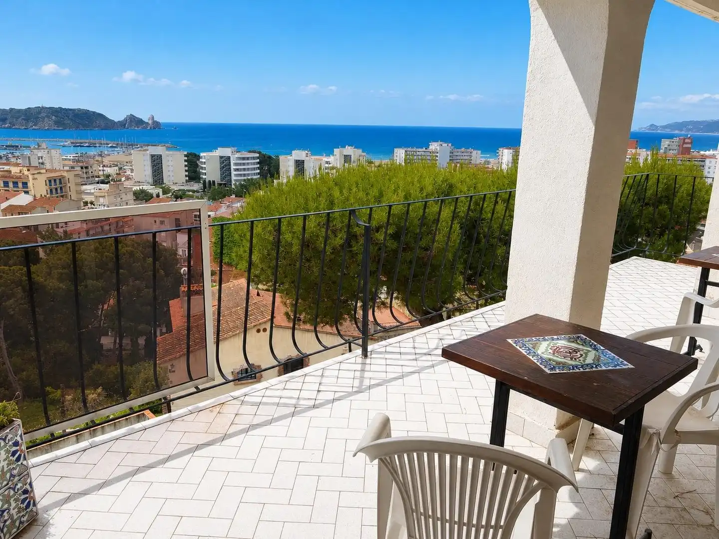 Terrassa de Casa o xalet en venda en L'Estartit amb Aire condicionat, Calefacció i Jardí privat