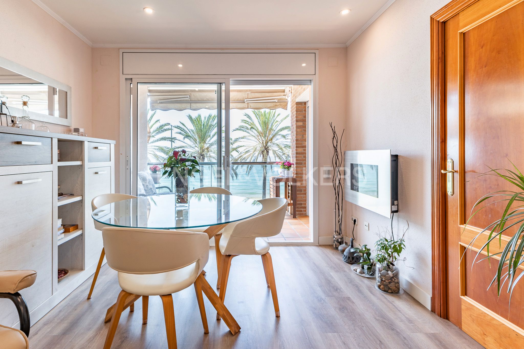 Menjador de Apartament en venda en Calafell amb Calefacció, Terrassa i Piscina