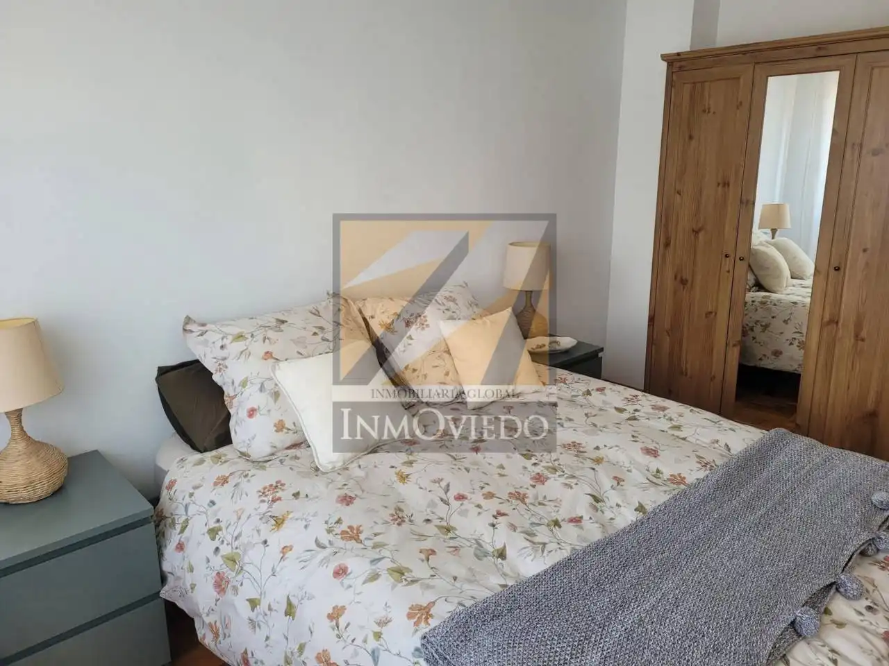 Schlafzimmer von Wohnung zur Miete in Oviedo  mit Heizung