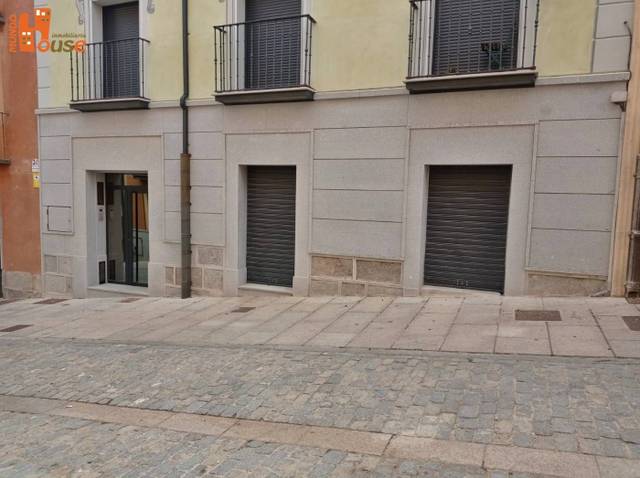 Local comercial en Venta en Calle Carral en Real Sitio de San Ildefonso