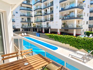 Apartament amb balcó en venda a carrer de s'illa negra