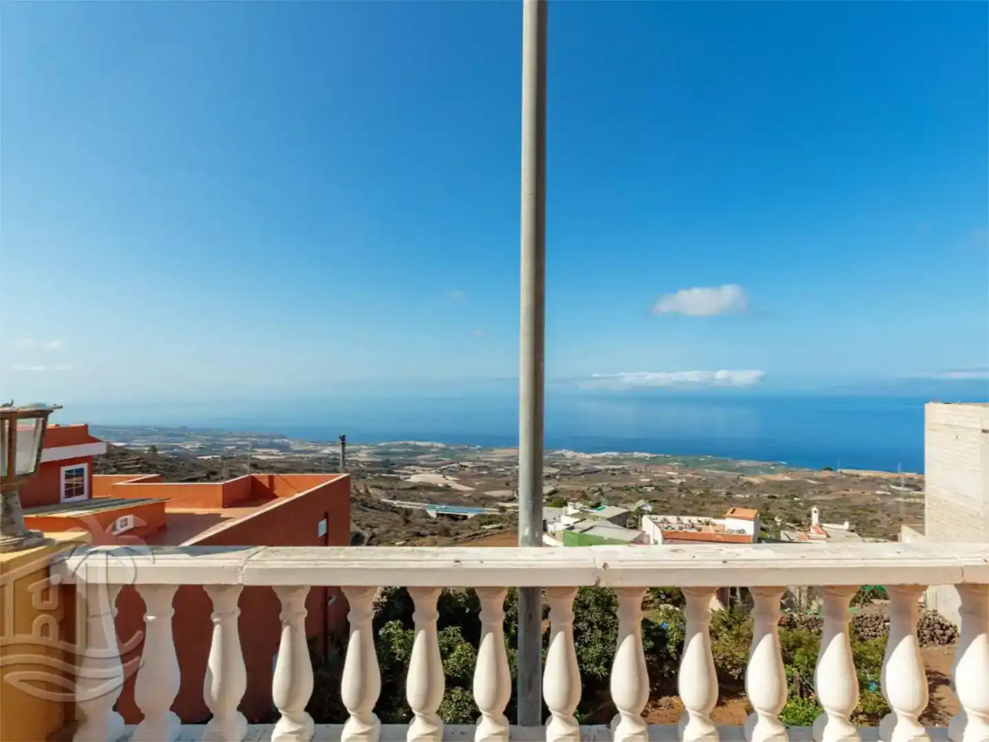 Vista exterior de Piso en venta en Chío