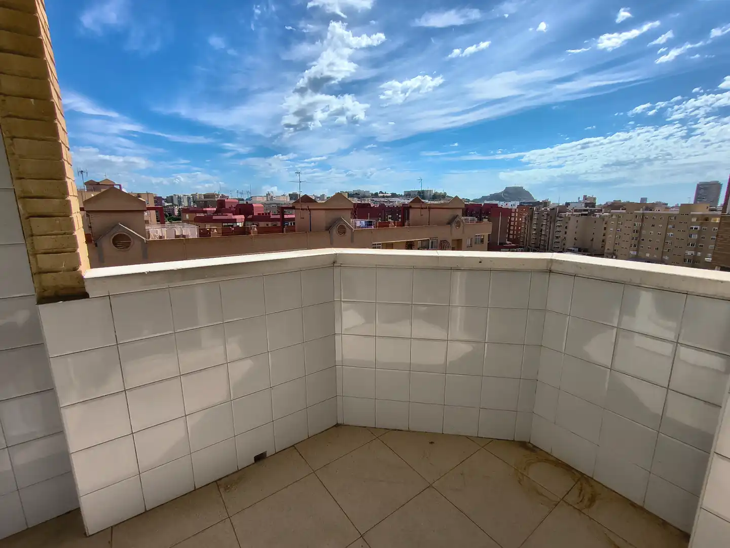Terrassa de Pis en venda en Alicante / Alacant amb Terrassa, Traster i Piscina comunitària
