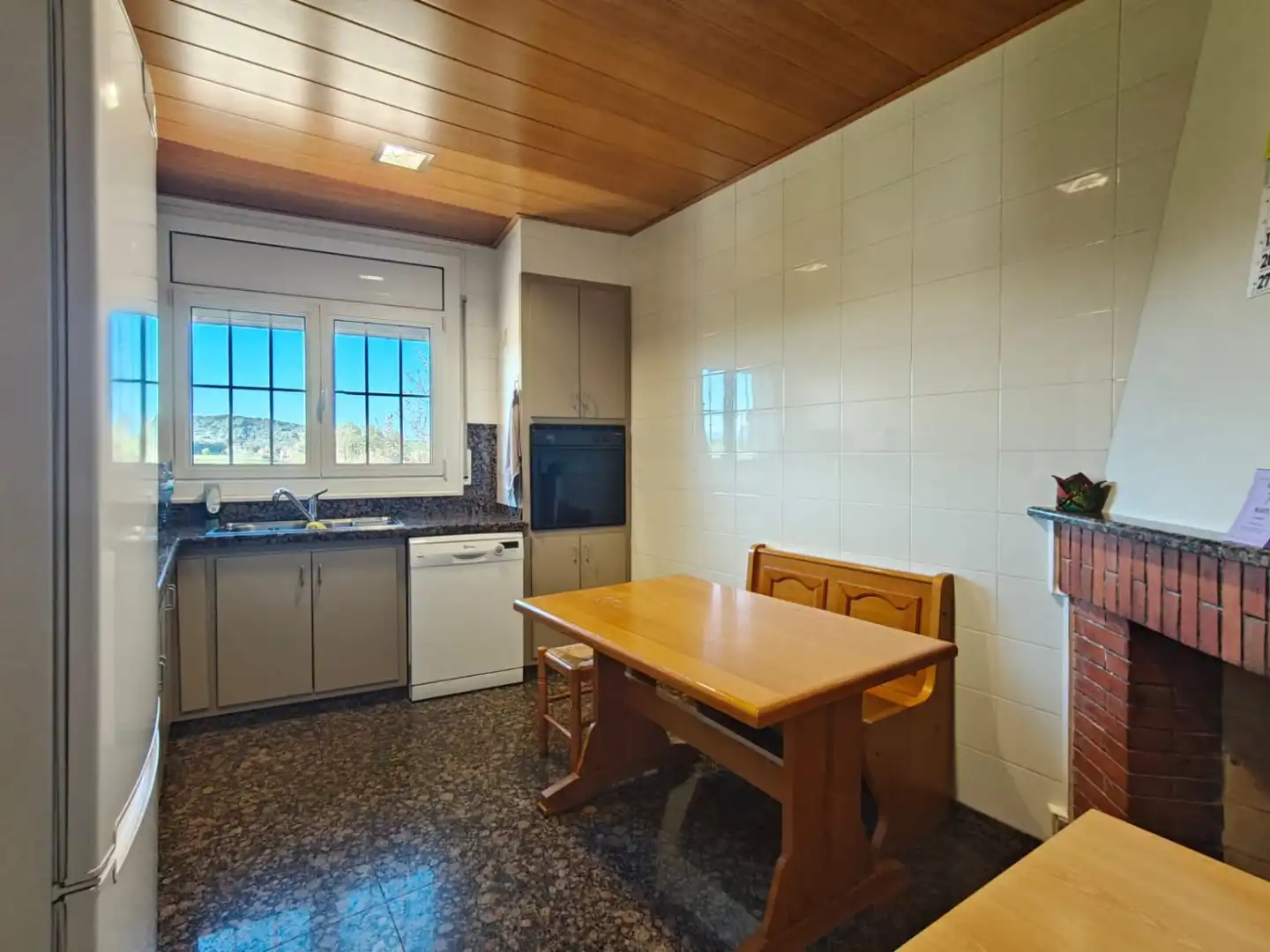 Kitchen of Detached homes for sale in Vilobí d'Onyar  with Air Conditioner, Heating and Terrace