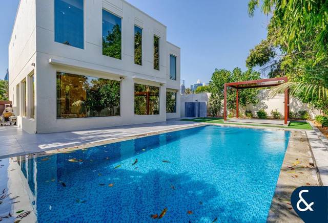 Casa-chalet en Venta en Carrer Segarra en Can Barata