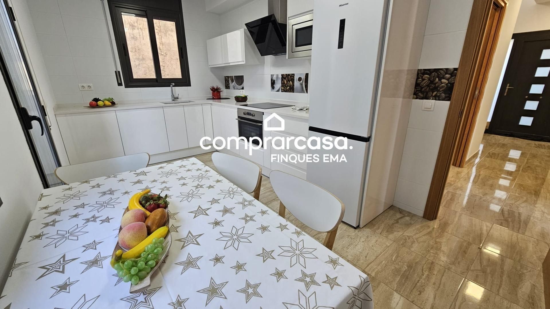 Cuina de Casa o xalet en venda en Lliçà de Vall amb Calefacció, Terrassa i Traster