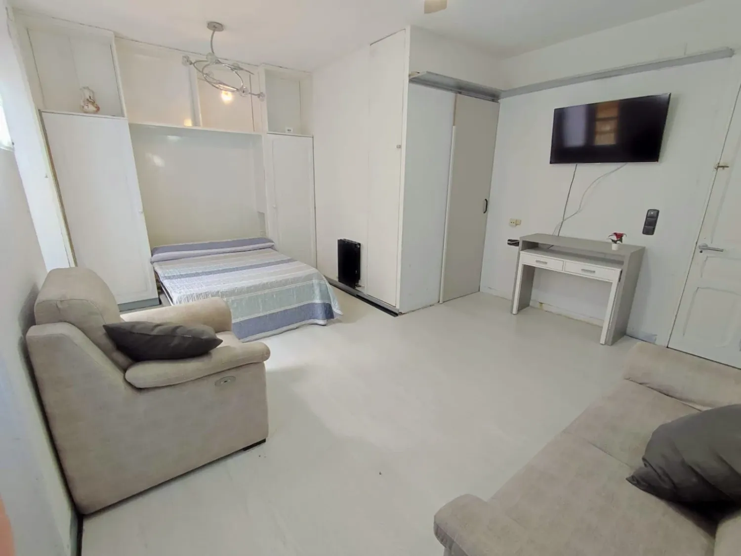 Dormitori de Pis de lloguer en Donostia - San Sebastián  amb Calefacció, Moblat i Rentadora