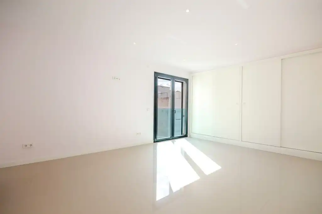 Schlafzimmer von Dachboden zum Verkauf in Alcúdia mit Klimaanlage, Heizung und Terrasse