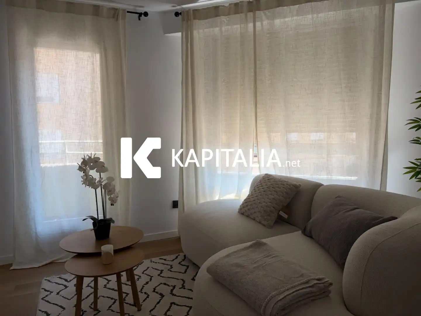 Habitación de Piso en venta en Ontinyent con Aire acondicionado, Parquet y Balcón