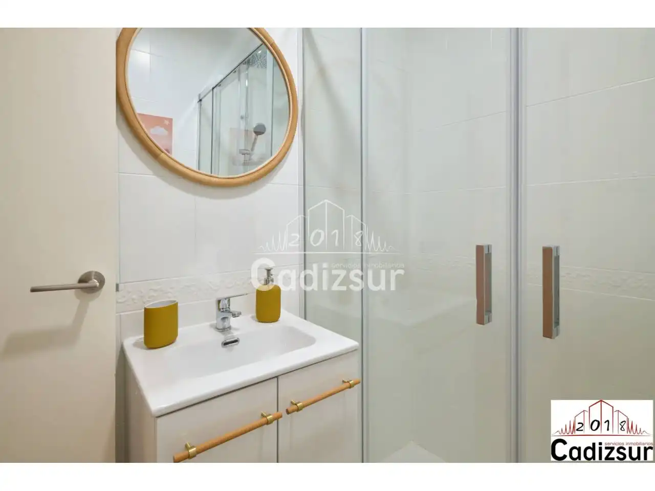 Badezimmer von Wohnung zum Verkauf in Cádiz