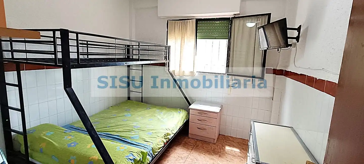 Dormitori de Finca rústica en venda en Llíria amb Jardí privat, Terrassa i Piscina