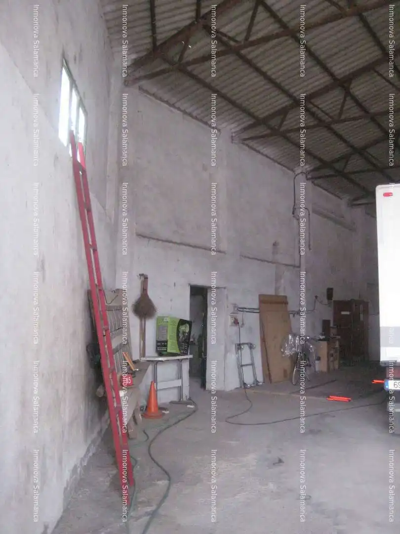 Industrial building to rent in Macotera, imagen 7