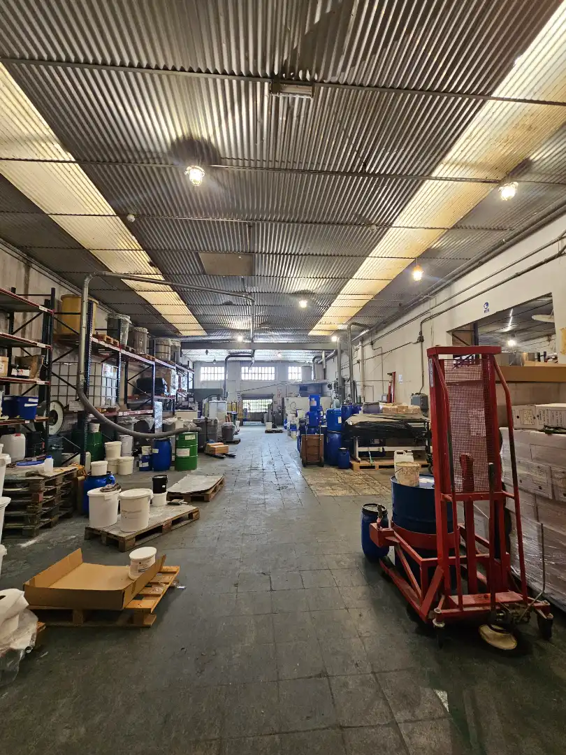 Nau industrial de lloguer a Carrer Can Coll, imagen 2