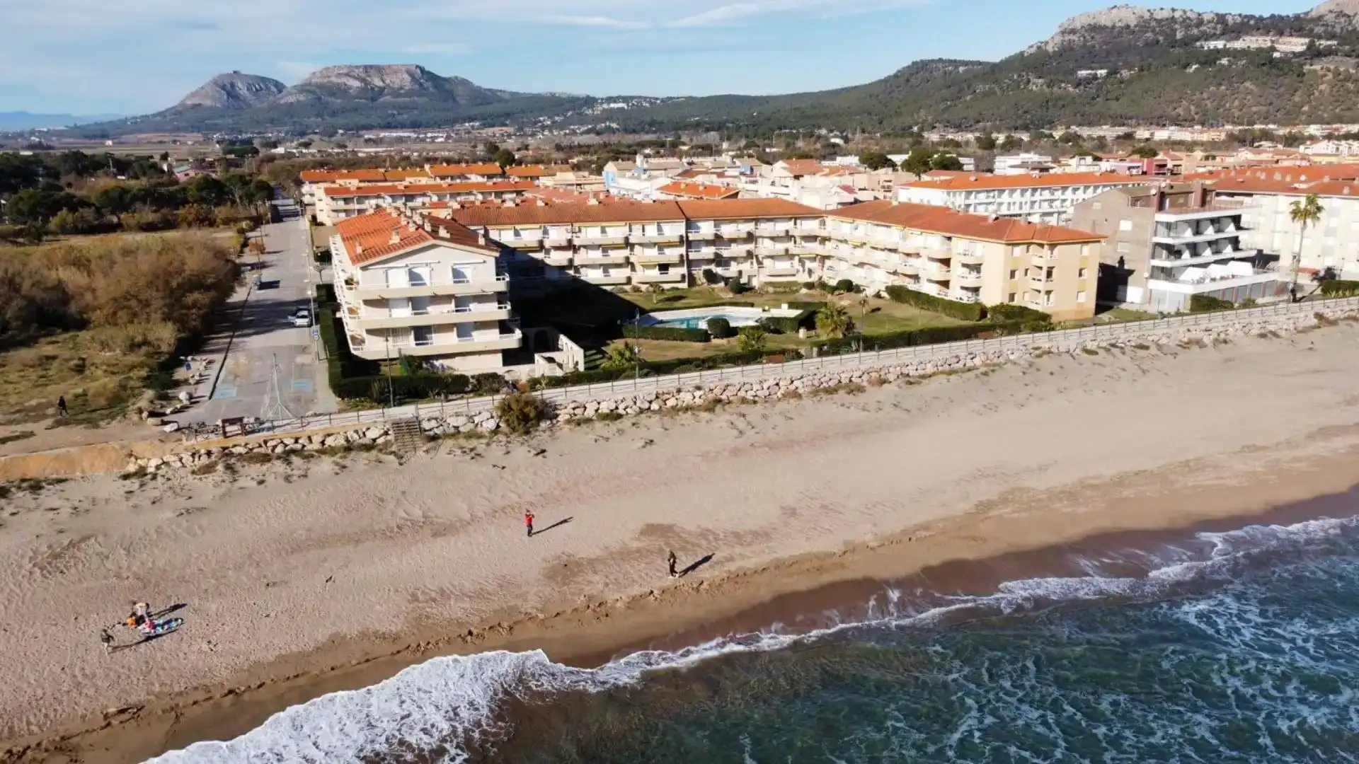 Vista exterior de Apartament en venda en L'Estartit amb Aire condicionat i Balcó