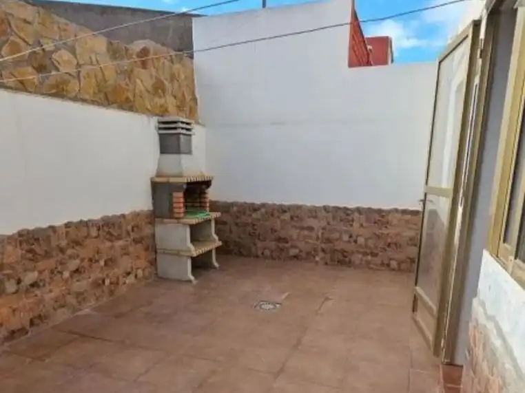 Casa aparellada amb jardí en venda a Calle Río Nalón 8, imagen 14