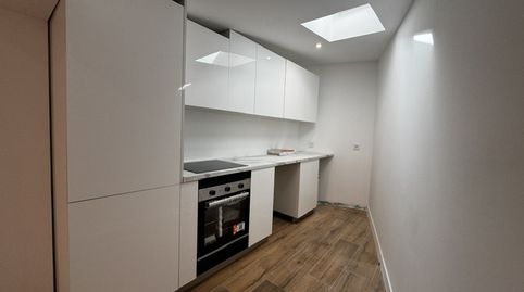 Foto 4 de Piso en venta en Platano, Valdeacederas, Madrid Capital