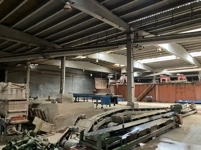 Fabrikhallen zum Verkauf in Alcolea de Cinca