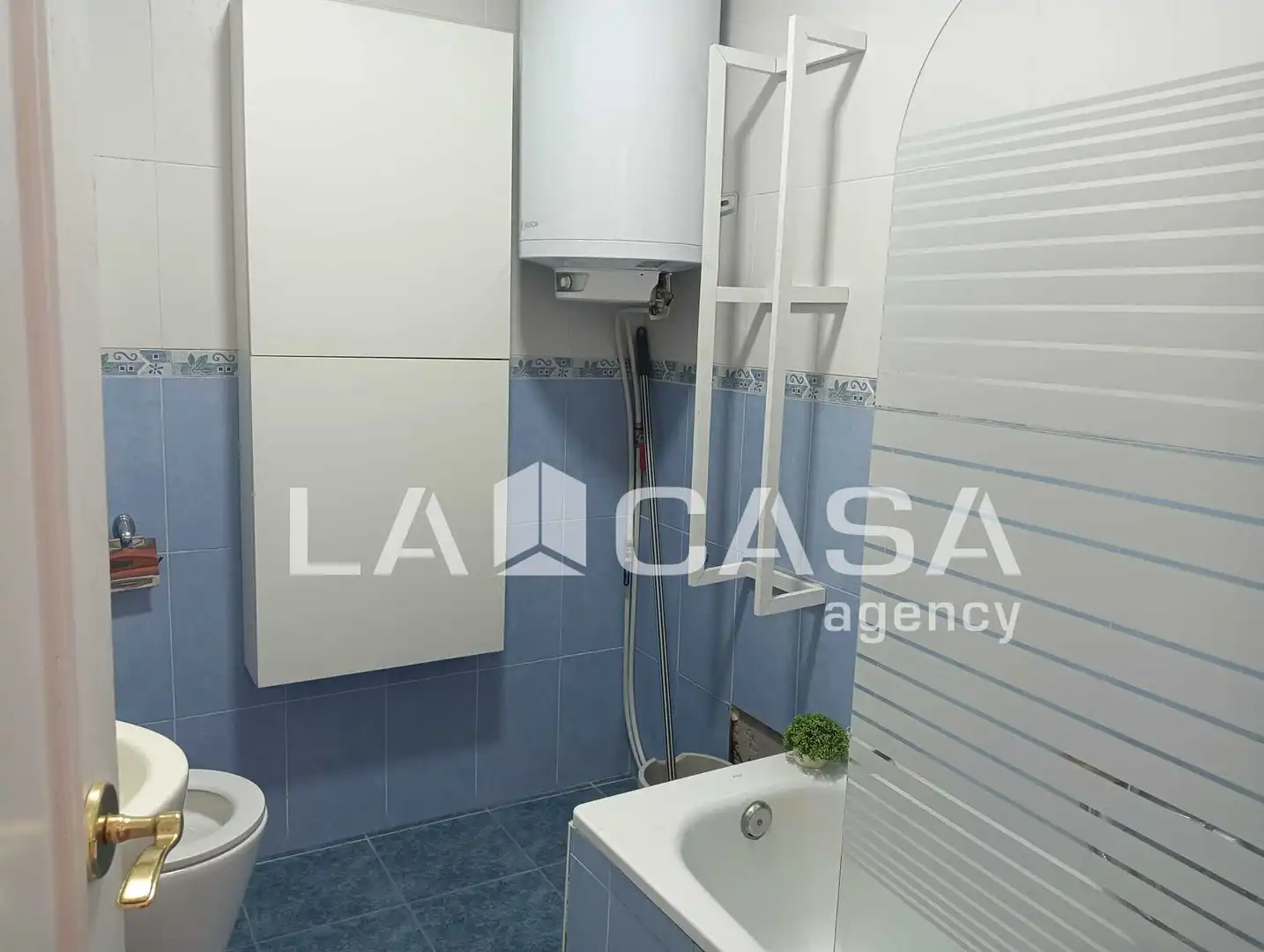 Baño de Piso en venta en Algeciras