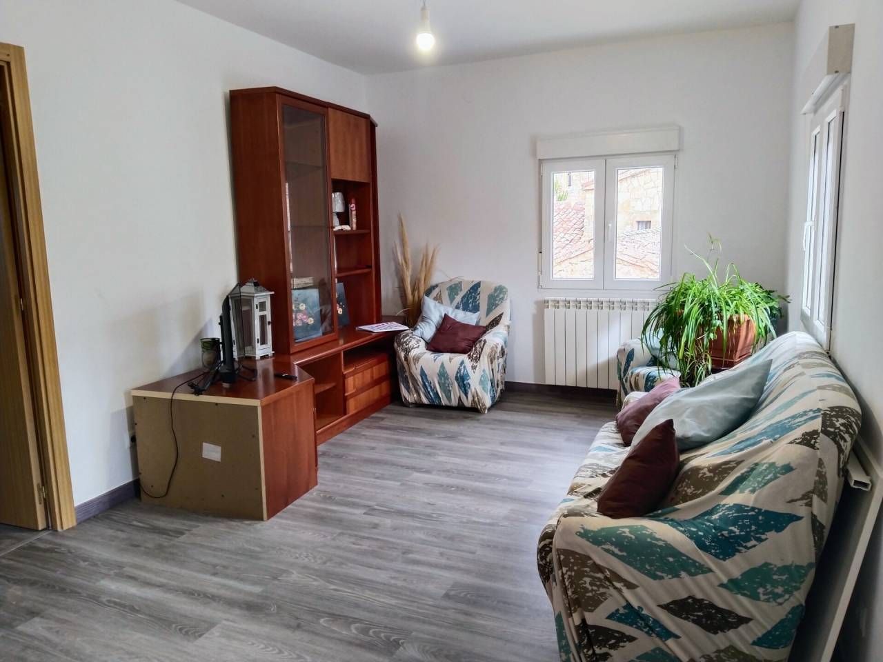 Wohnzimmer von Country house zum verkauf in Merindad de Río Ubierna mit Heizung und Möbliert