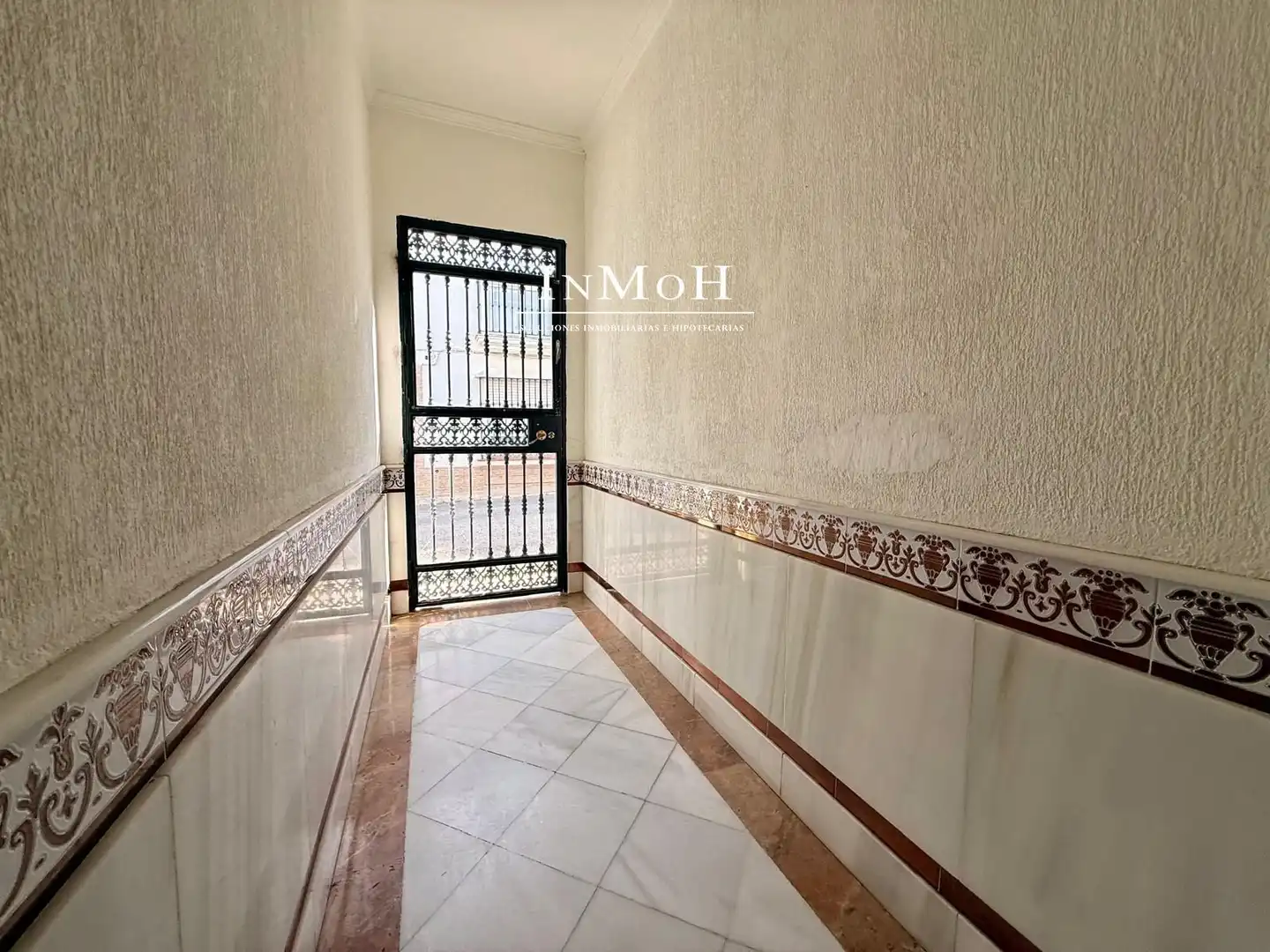 Casa adosada en venta en Chiclana de la Frontera con Aire acondicionado, Terraza y Balcón