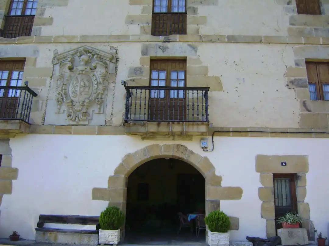 Gebäude zum Verkauf in Mallabia