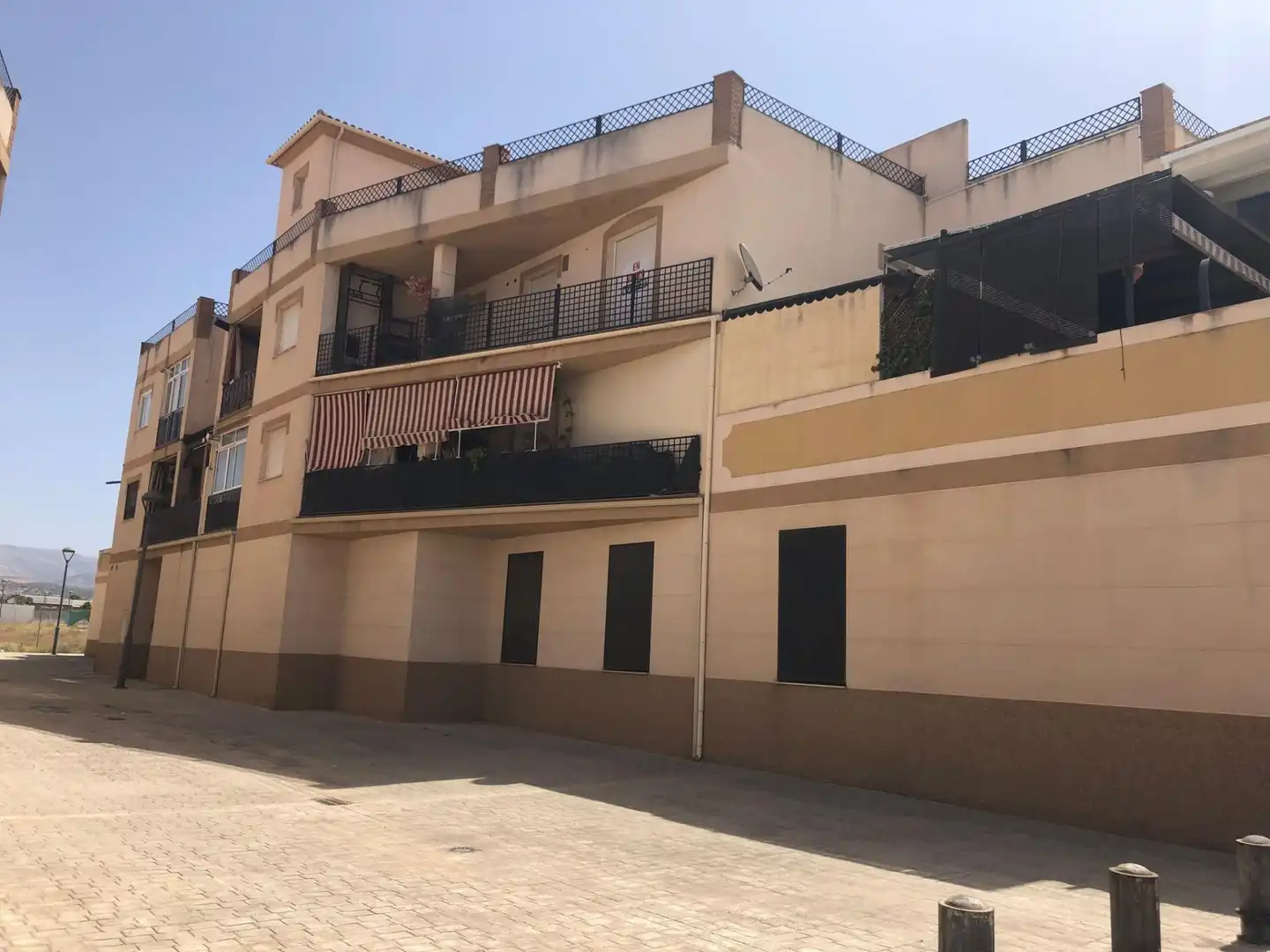 Exterior view of Flat for sale in Atarfe  with Balcony