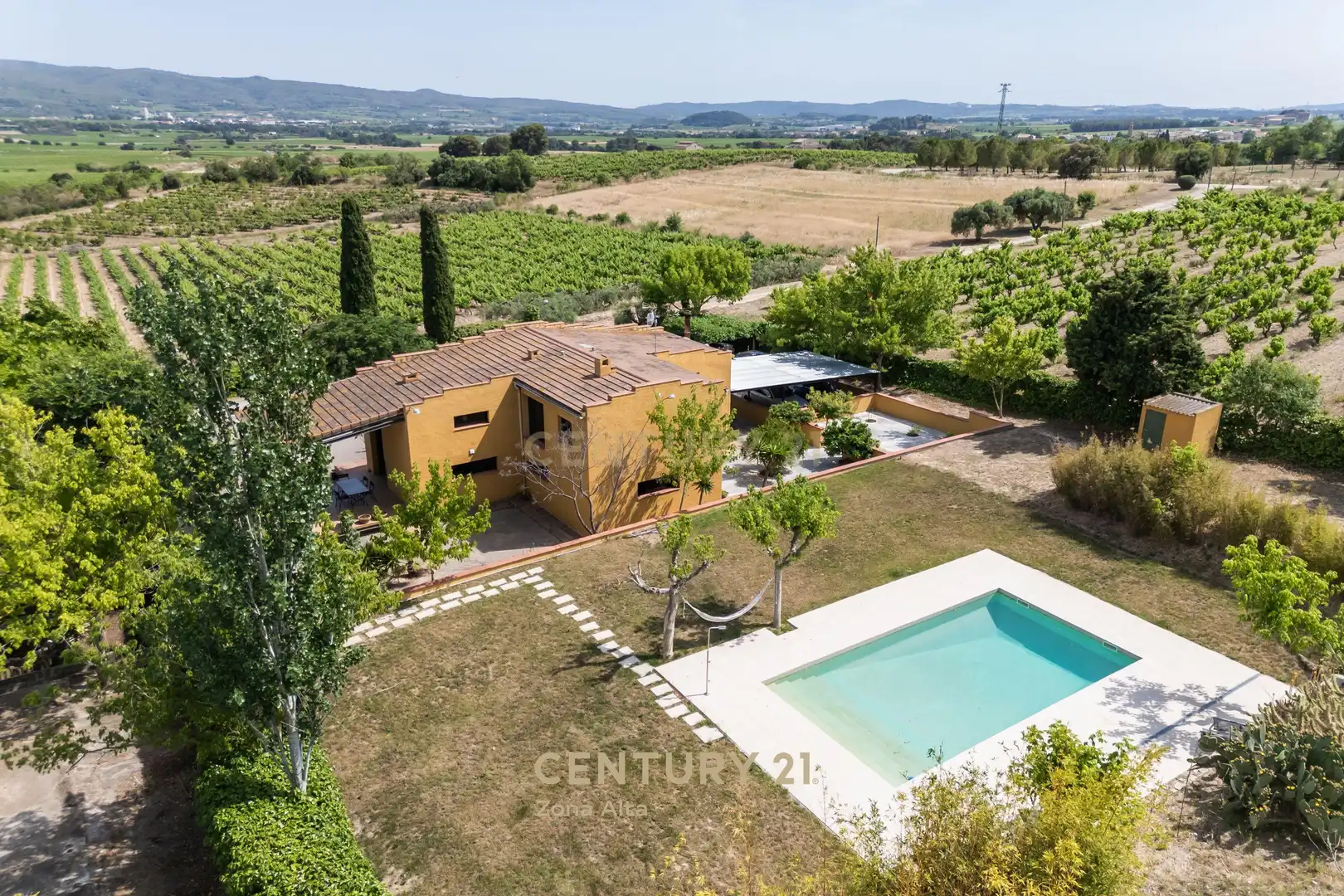 Jardí de Casa o xalet en venda en Castellví de la Marca amb Piscina