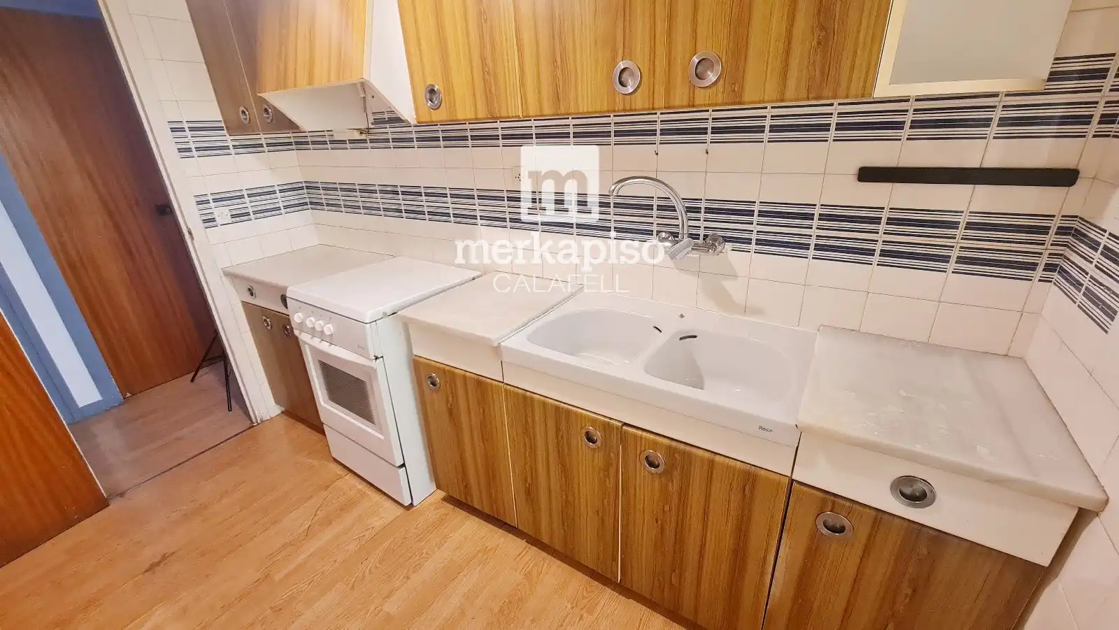 Kitchen of Flat for sale in Calafell  with Terrace and Storage room