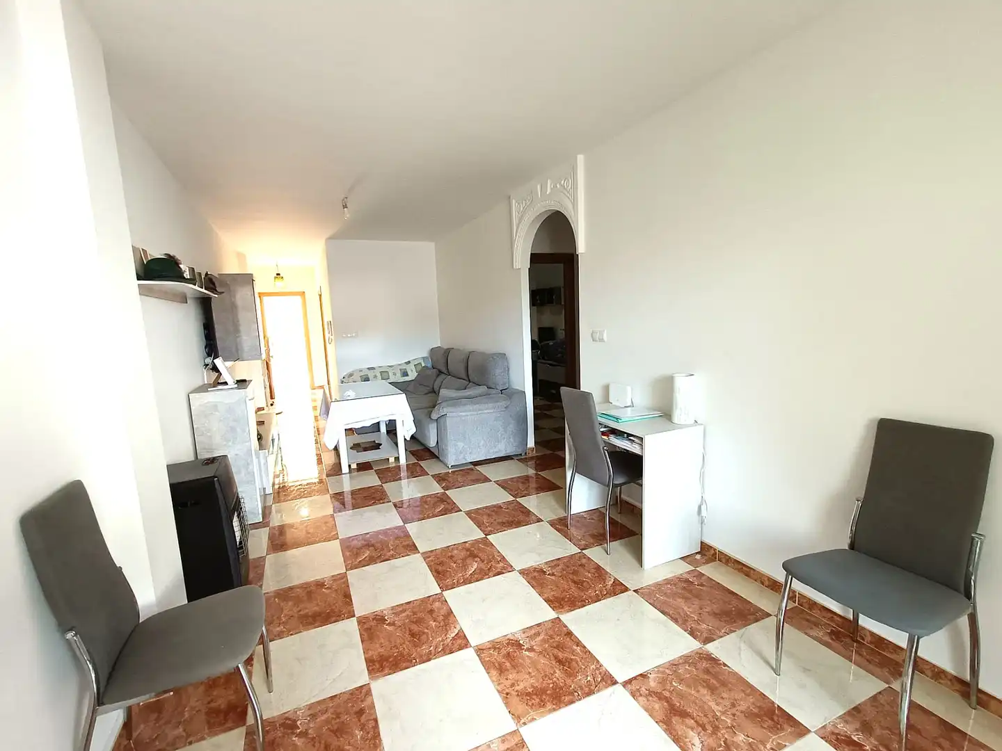 Wohnung mit Terrasse zum Verkauf in Láchar