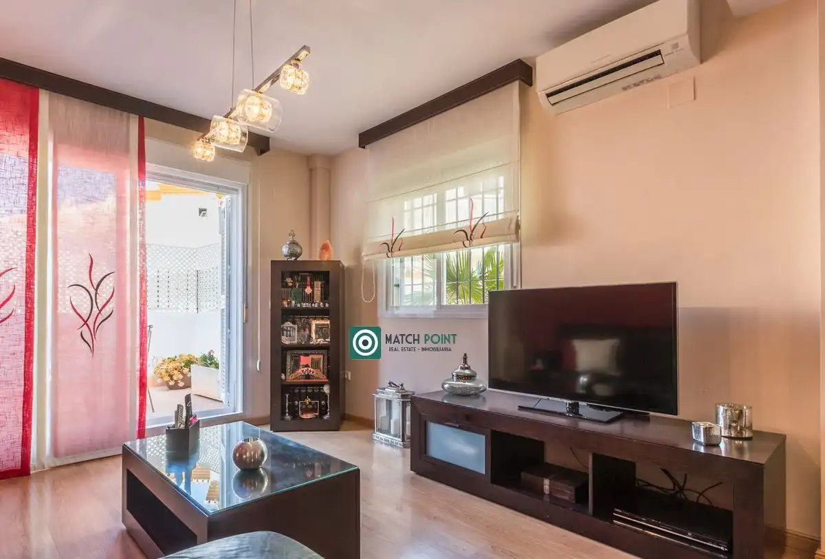 Detached homes for rent in Calle Rambla del Espinar, La Herradura centro