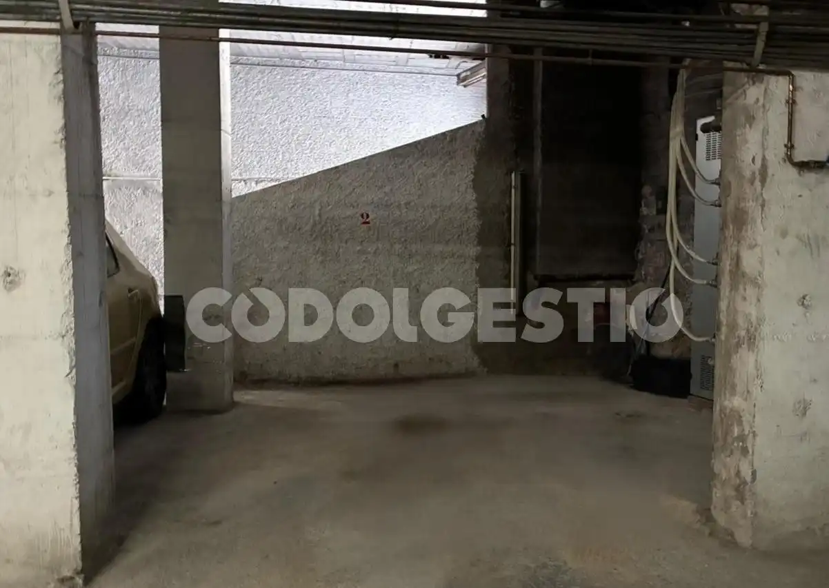 Parking de Garaje de alquiler en Torelló