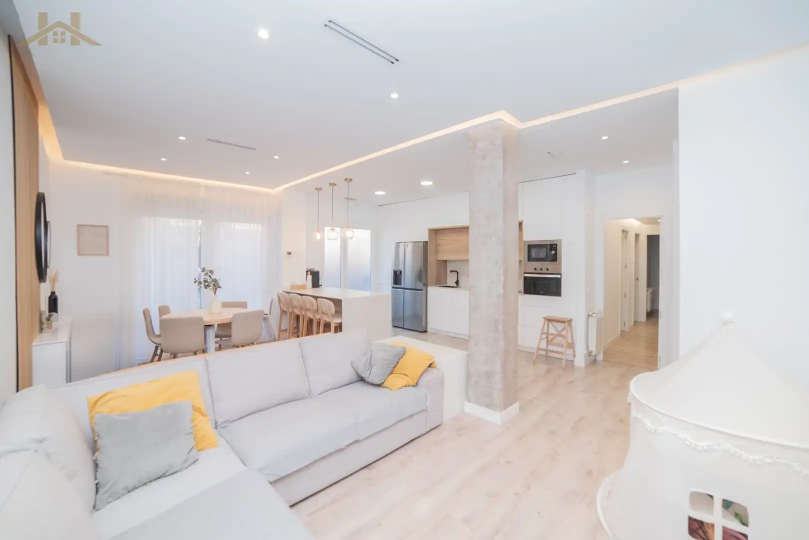 Sala de estar de Piso en venta en Arroyomolinos (Madrid) con Aire acondicionado, Calefacción y Jardín privado