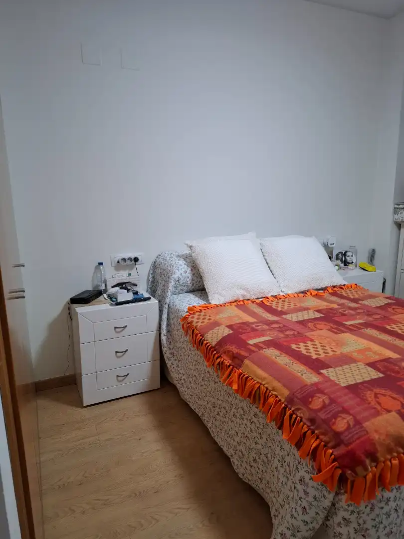 Habitación de Piso en venta en Mairena del Aljarafe con Aire acondicionado, Calefacción y Jardín privado